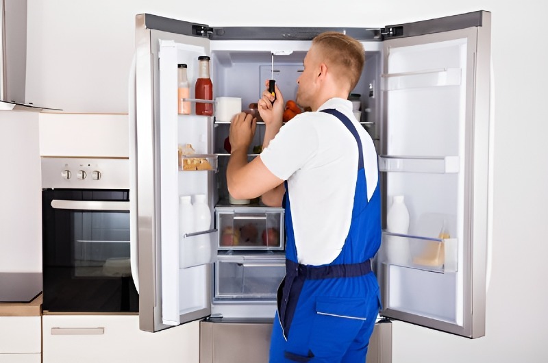 Efficient Solutions for LG Refrigerator Repair Near Me in Westwood Lakes, FL